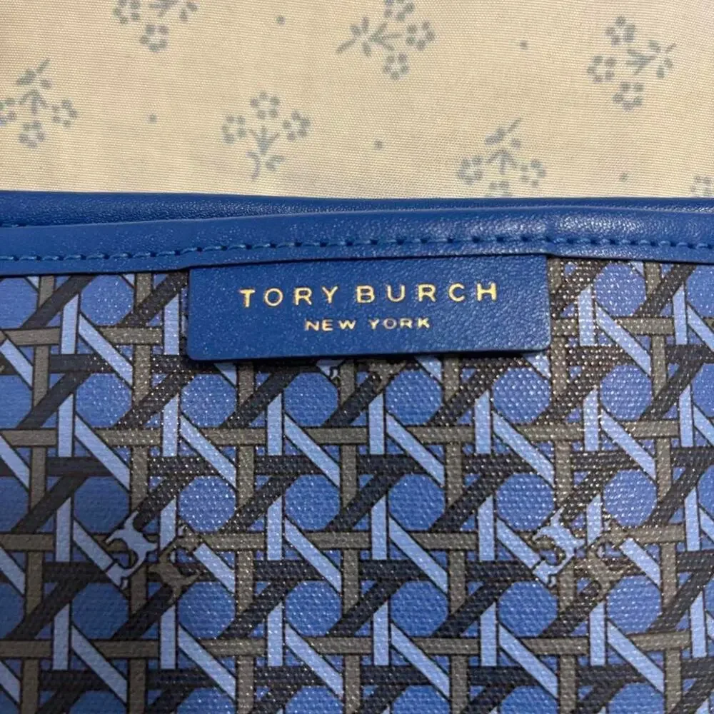 Tory Burch 💙tory burch